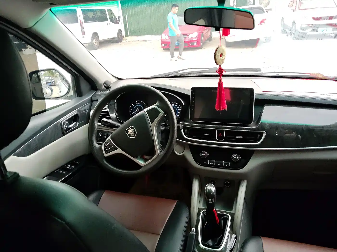 Foton Gratour im6 2019 2017 1.5L Smart Joy
