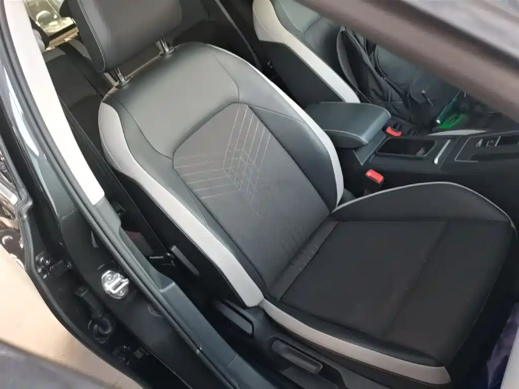 Volkswagen Golf 2021 280TSI DSG Pro фото 25