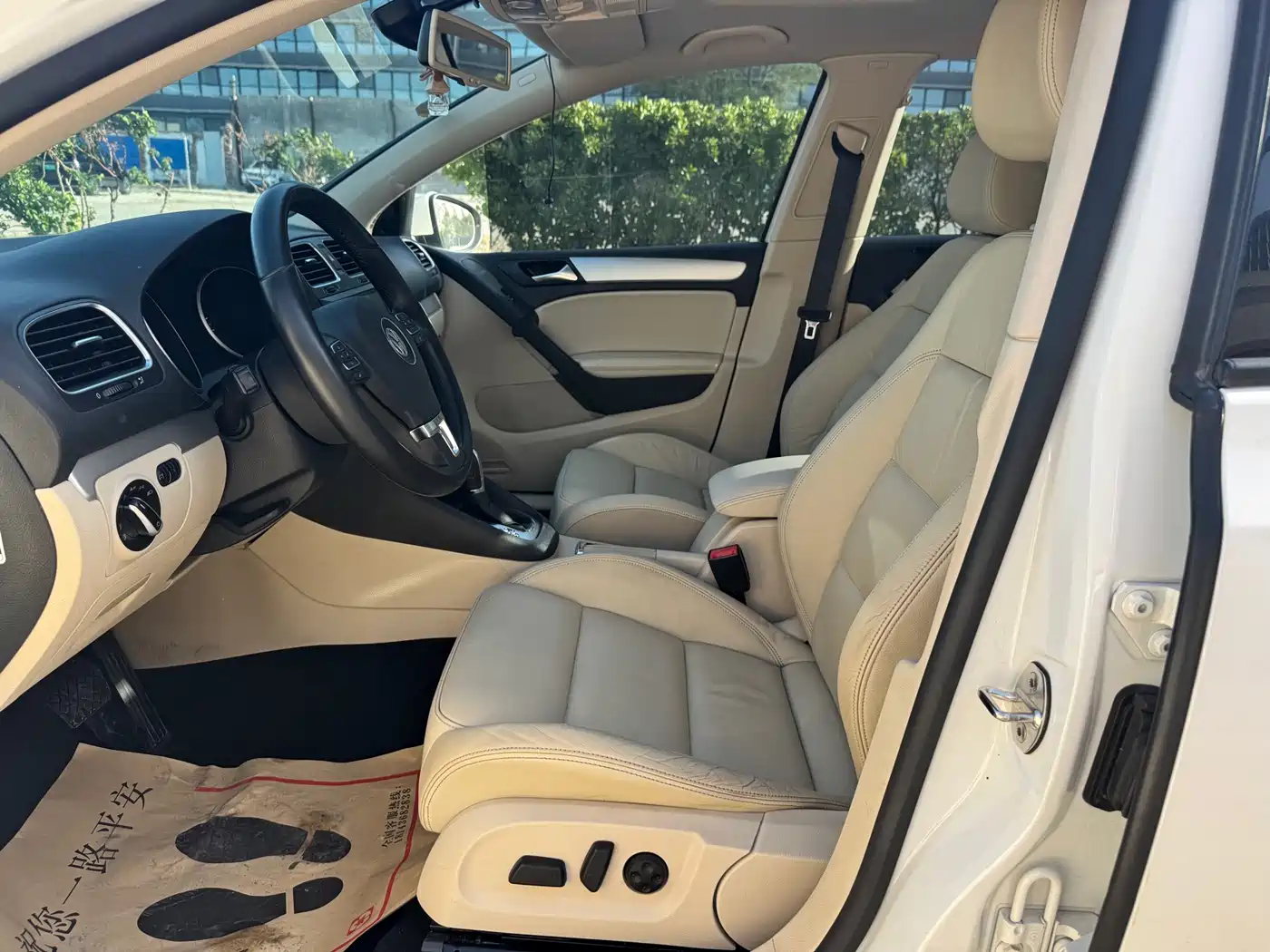 Volkswagen Golf 2012 1.4TSI Automatic Luxury фото 7