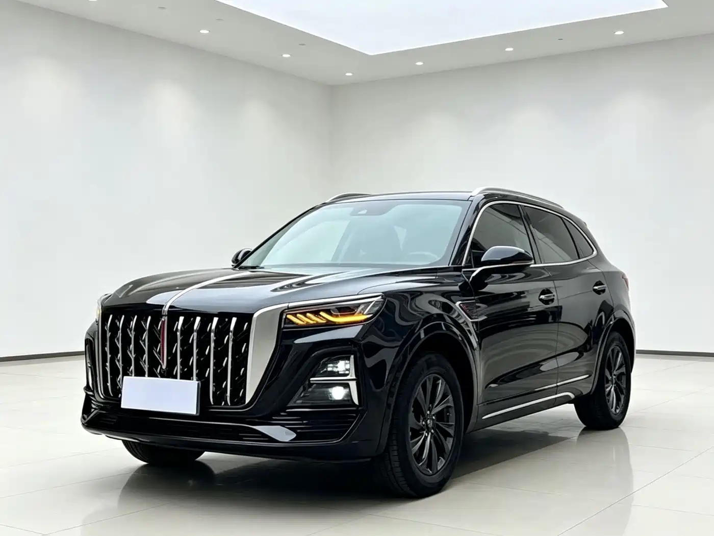 Hongqi HS5 2023 — пригон из Китая