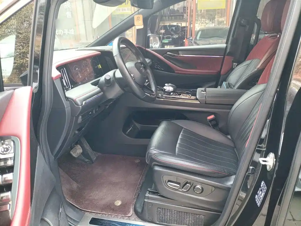 GAC Trumpchi Trumpchi M8 2024 Model Grandmaster Series 400T Pioneer Edition фото 13