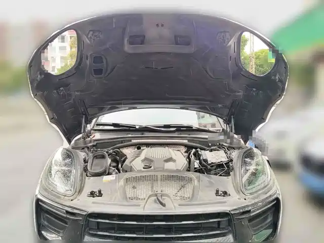 Porsche Macan 2023 Macan 2.0T — фото 3