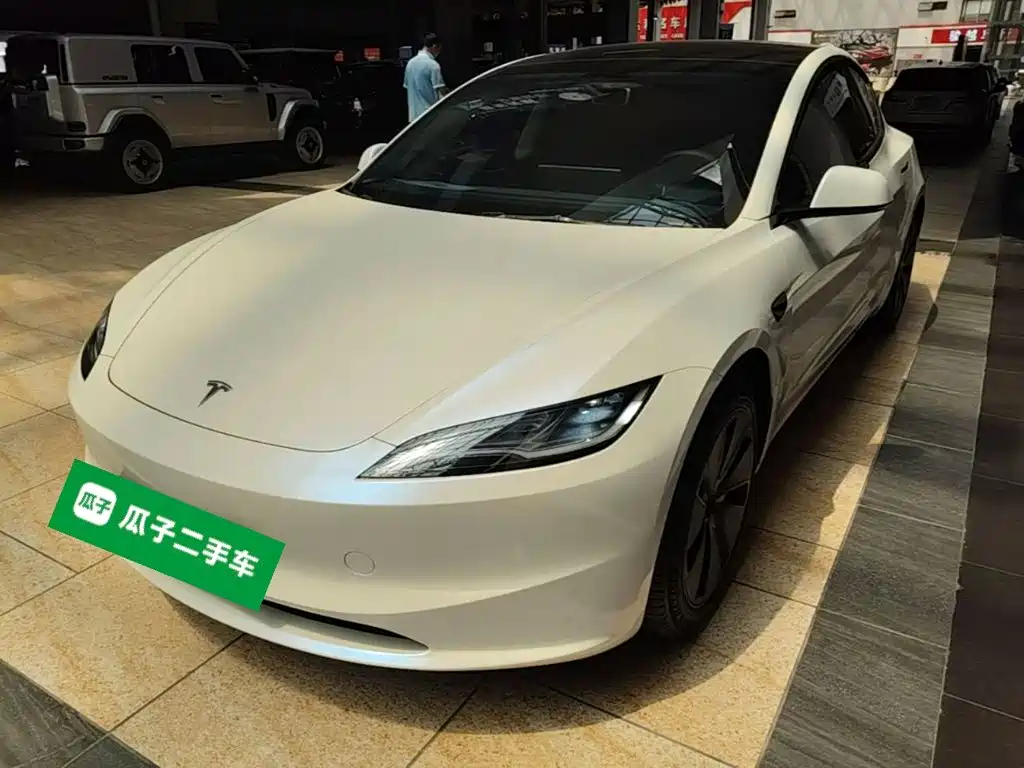 Tesla Model 3 2023 Rear-Wheel Drive