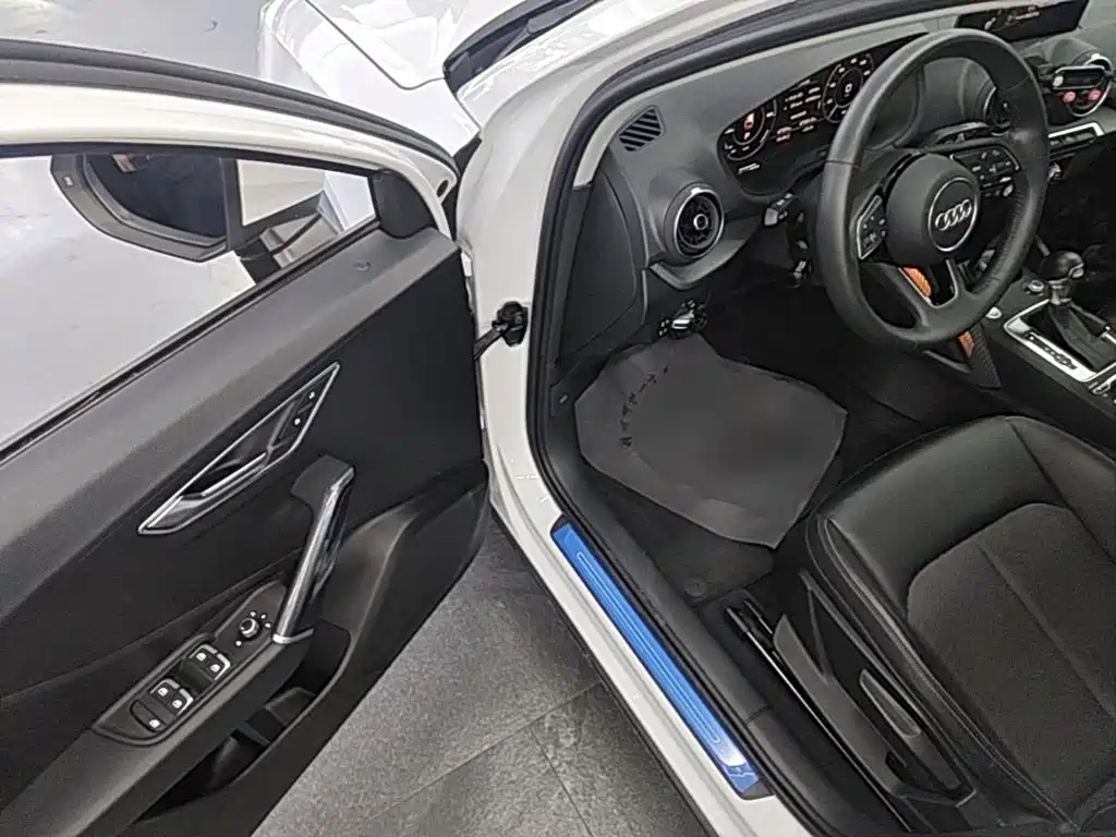 Audi Q2L e-tron 2020 2019 Q2L e-tron Pure Electric Smart Cool Edition
