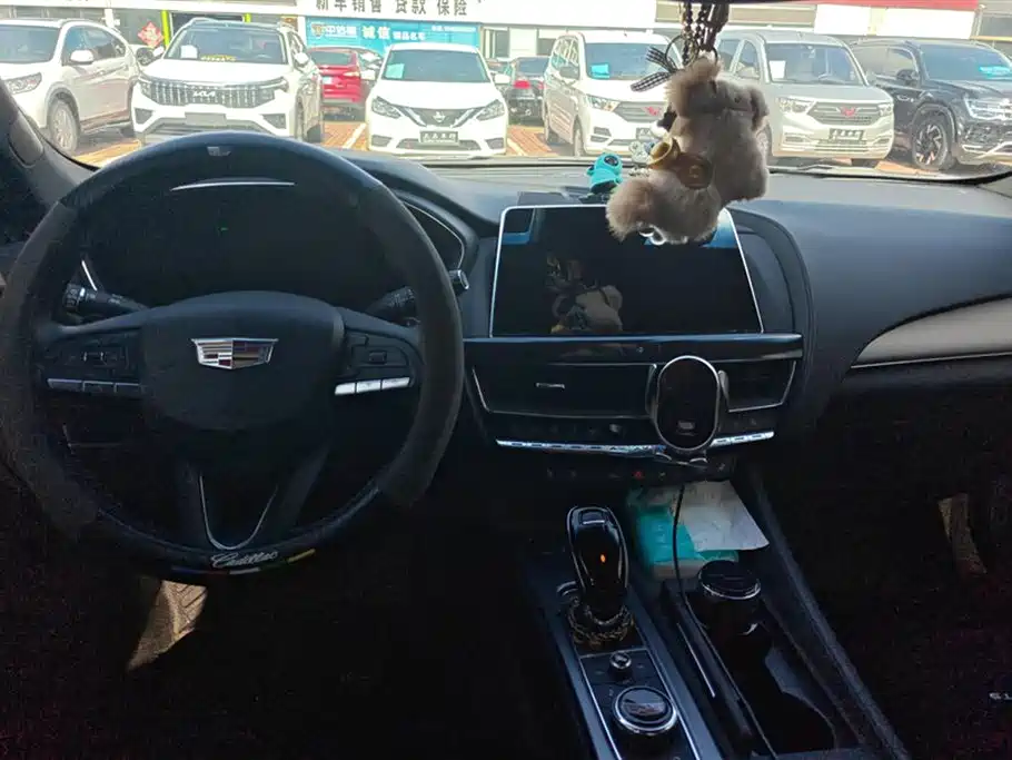 CADILLAC CT5