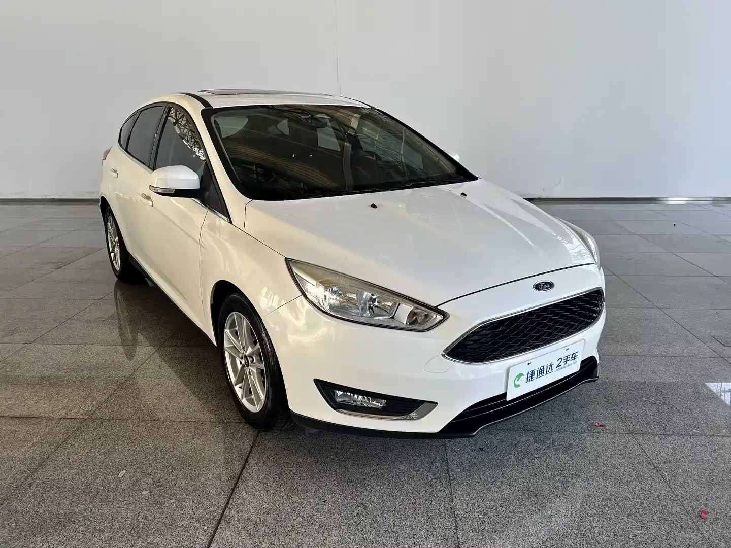 Фото 11 - Ford Focus