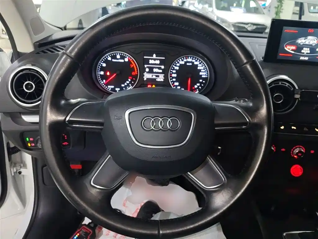 Audi A3 2014 Sportback 35 TFSI Automatic Progressive фото 11