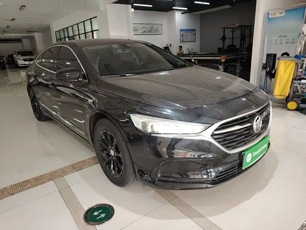 BUICK LACROSSE