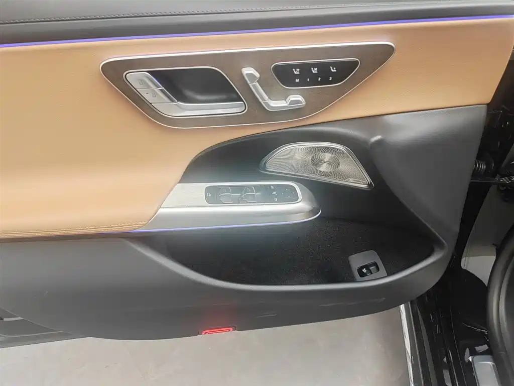 Mercedes-Benz E-Class 2026 2026 E 300 L Luxury
