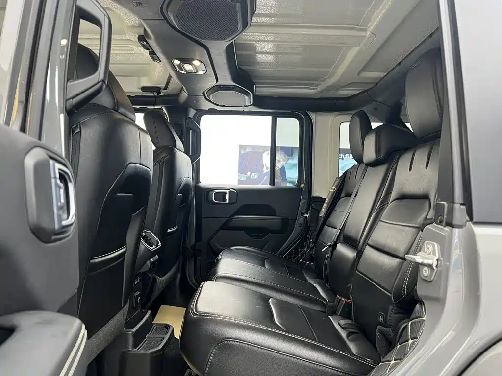 Jeep Wrangler 4xe 2022 2021 4-Door 2.0T 4xe Sahara