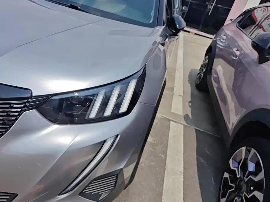 Peugeot 2008 2024 2022 230THP THE ONE
