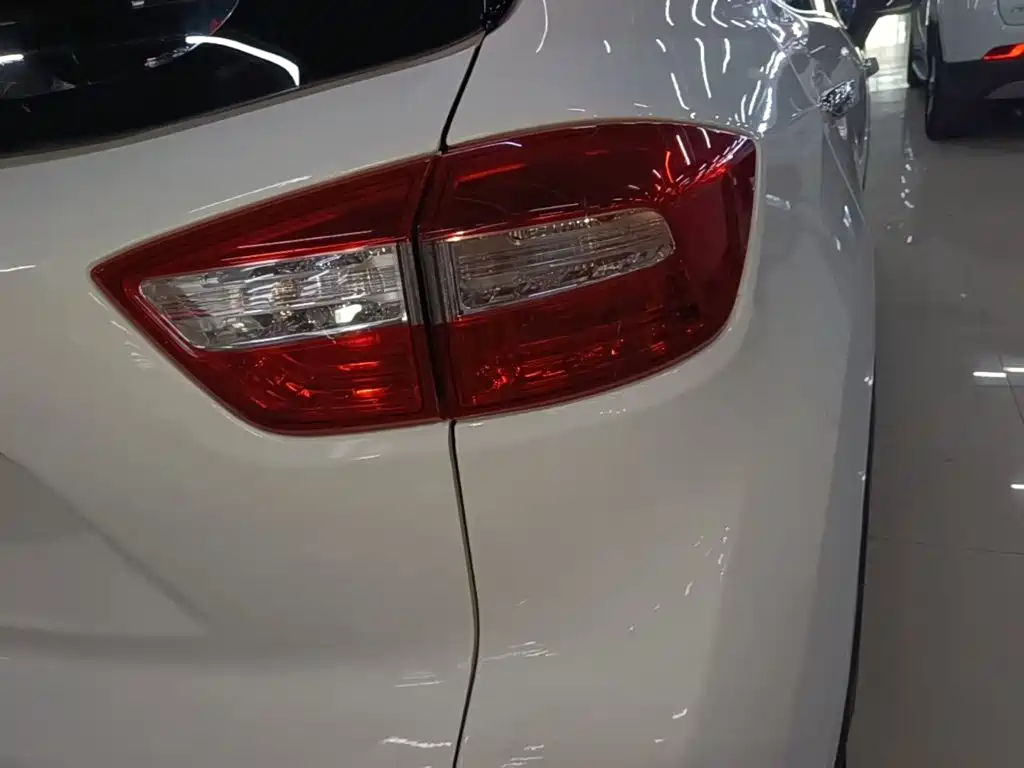 Changan CS15 2017 2016 1.5L Automatic Fashion