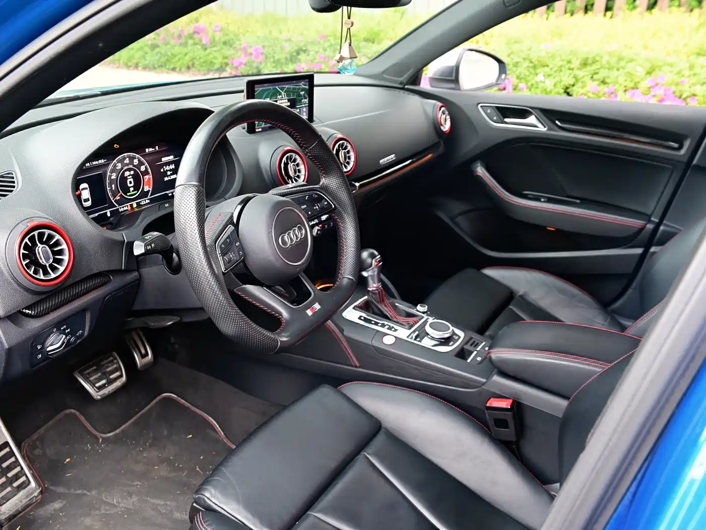 Audi S3 2019 Audi S3 2.0T Limousine фото 17