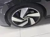 Photo 6 - Volkswagen Golf GTI