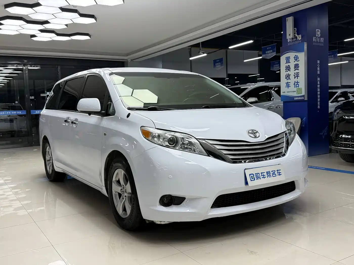Toyota Sienna 2015 2015 3.5L 2WD LE