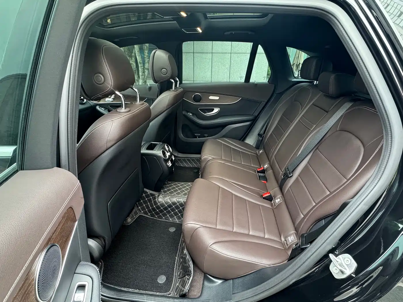 Mercedes-Benz GLC 2022 Facelift GLC 300 L 4MATIC Dynamic Collector's Edition фото 15
