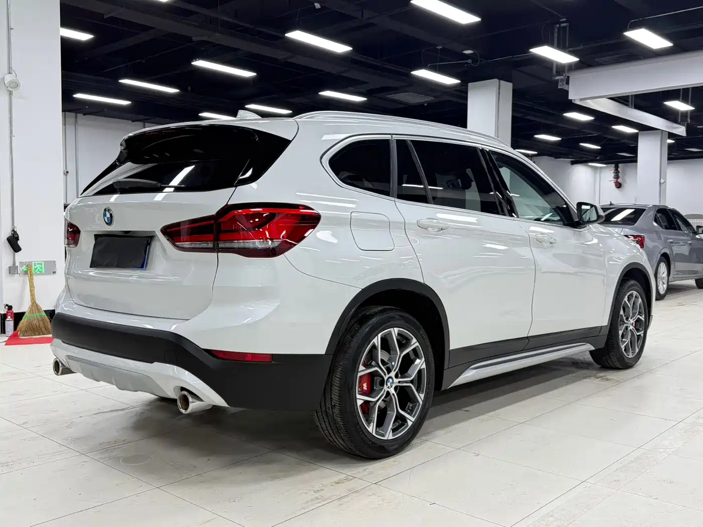 BMW X1 2021 sDrive20Li Exclusive фото 4