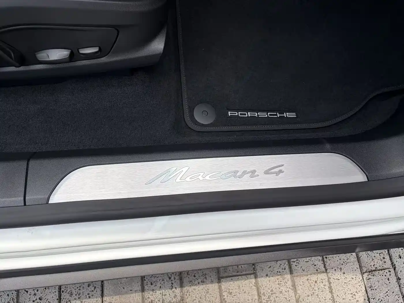 Porsche Macan EV 2025 2024 Macan 4