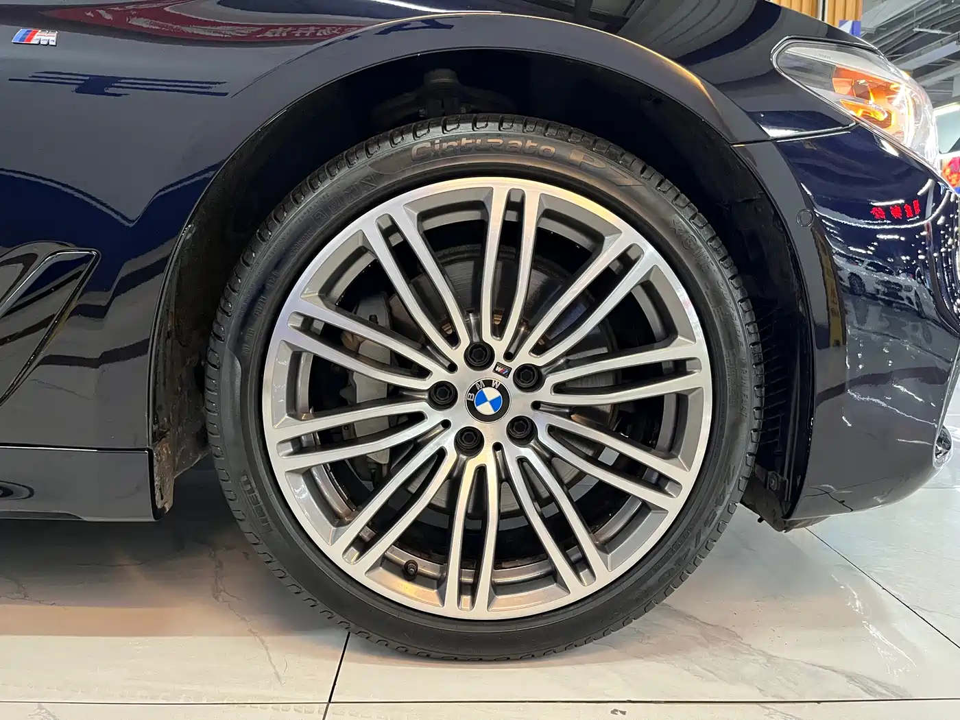 BMW 5 Series 2019 530Li xDrive Luxury Package фото 7