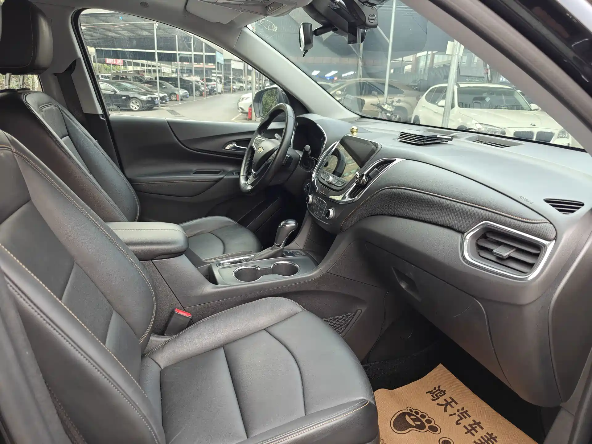 صورة 11 - Chevrolet Equinox