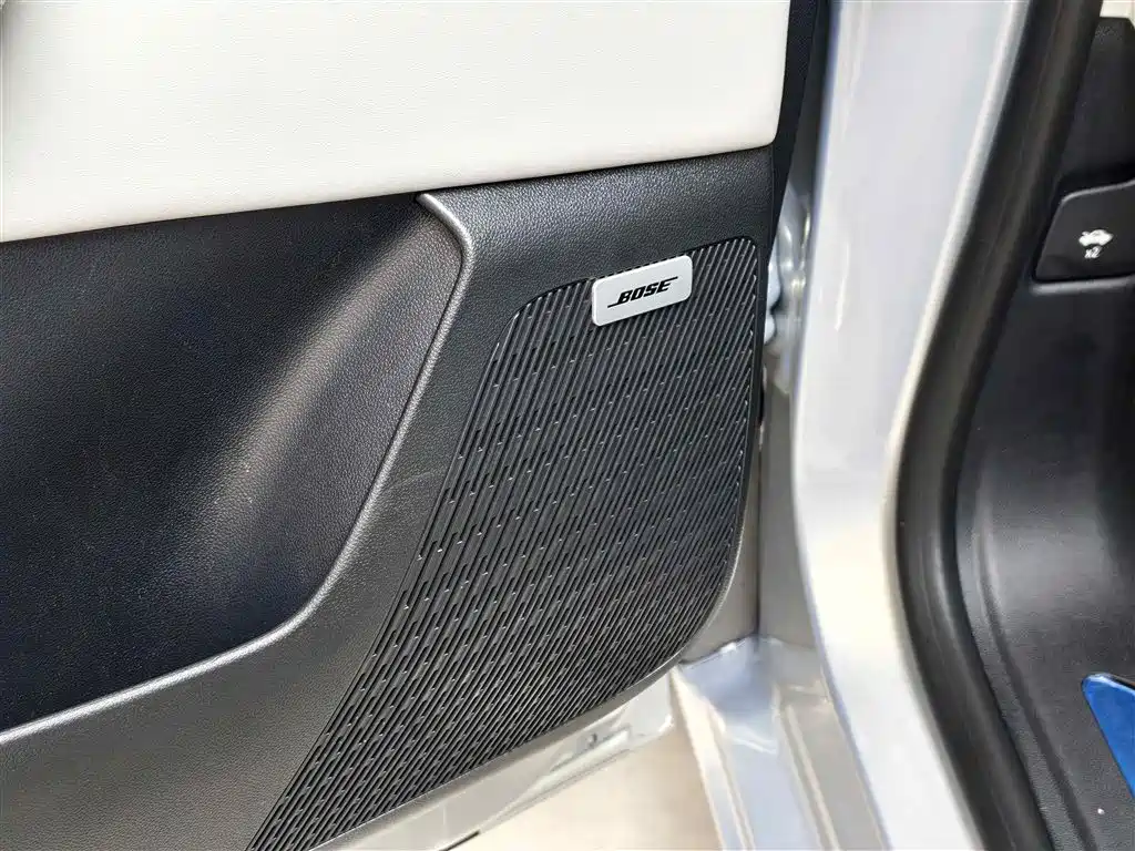 Buick GL8 New Energy 2024 Landglory Premium Edition 7-Seater фото 21