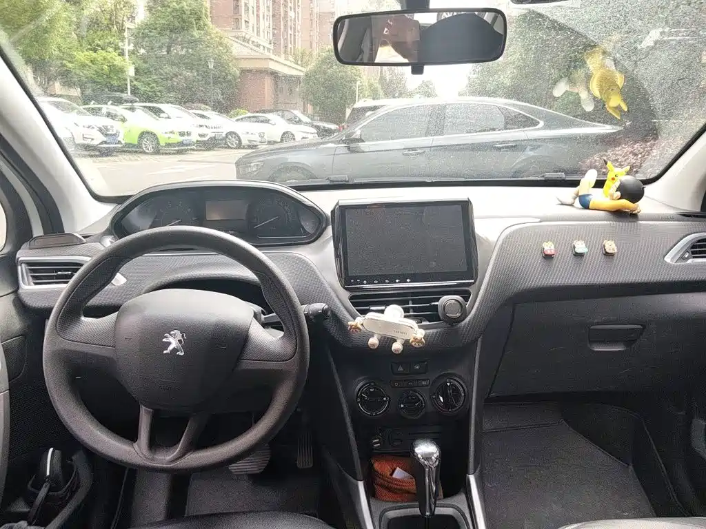 Peugeot 2008 2014 2014 1.6L Automatic Trend Edition