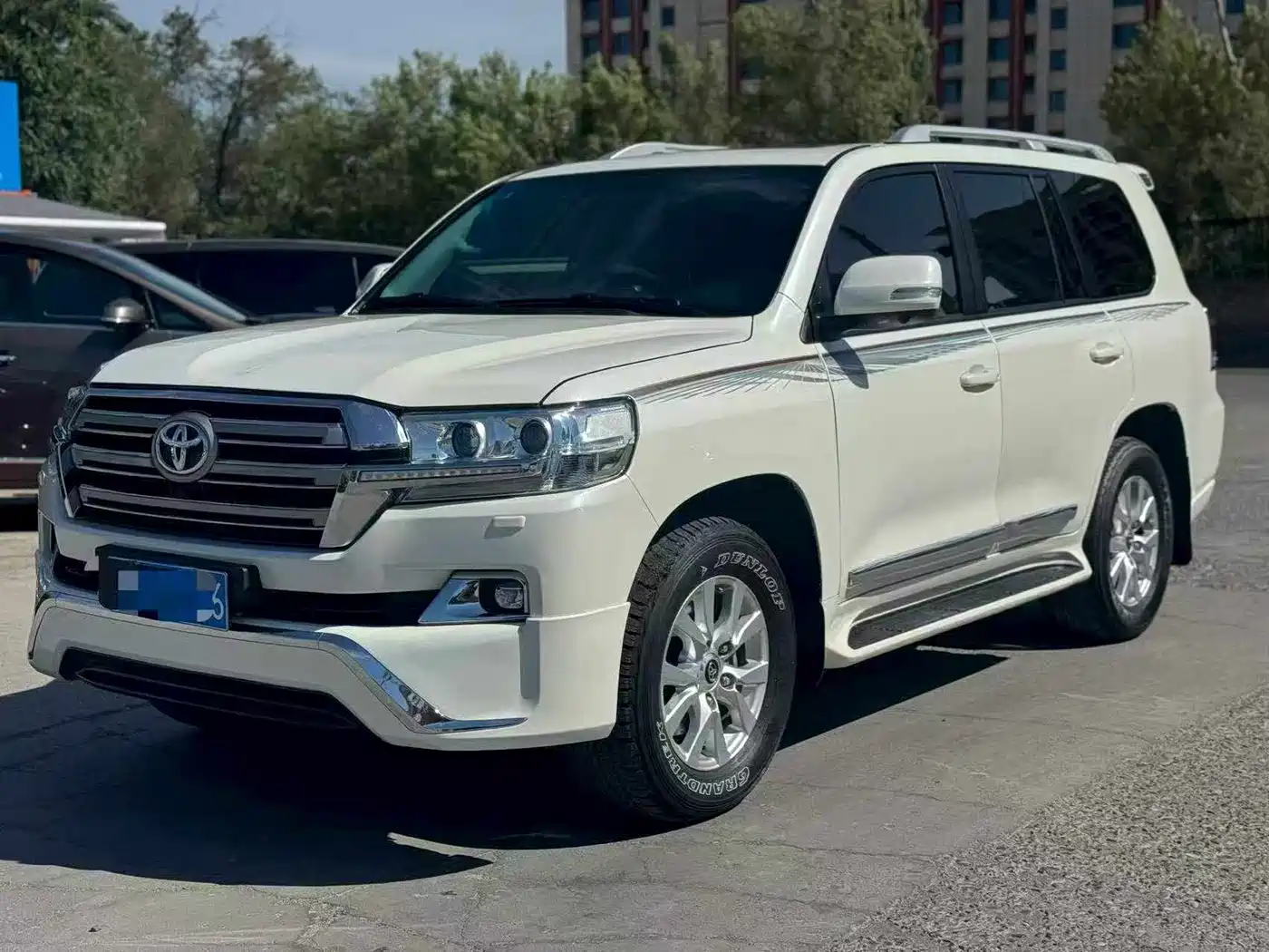 2019 Toyota Land Cruiser (Import)