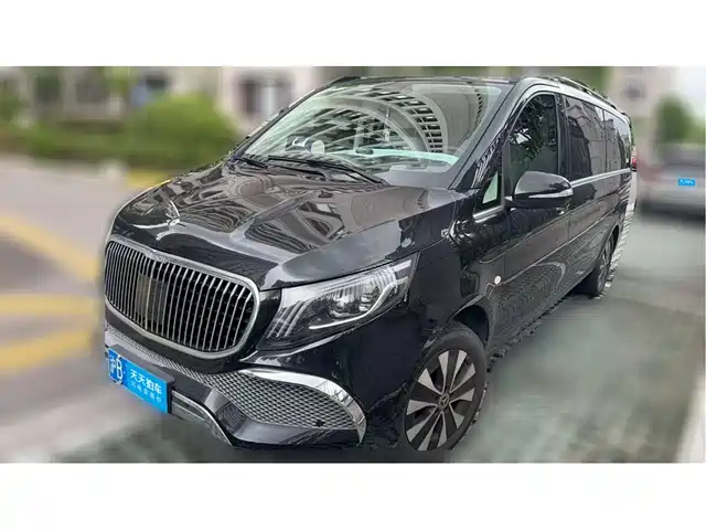 Mercedes-Benz Vito 2021 2.0T Elite 7-Seater — фото 1