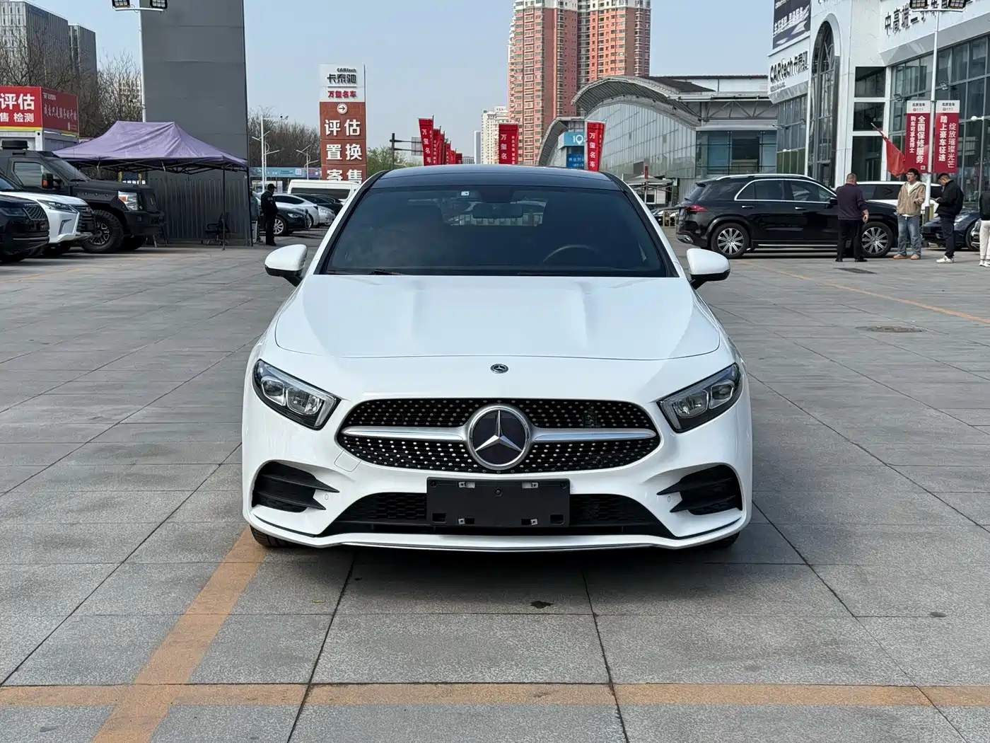 Mercedes-Benz A-Class 2019 A 200 L Sport Sedan фото 2