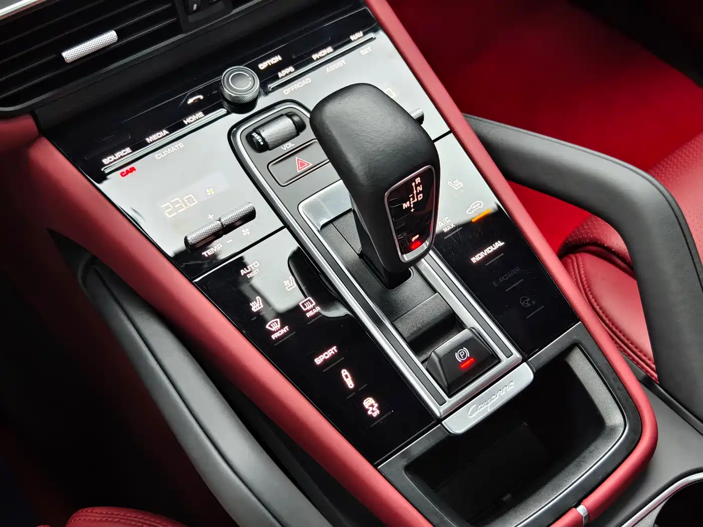 Porsche Cayenne 2018 Cayenne S 2.9T фото 11