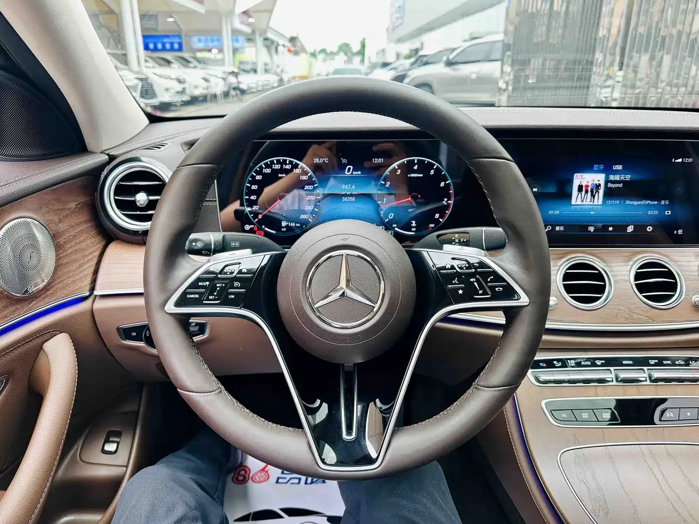 Mercedes-Benz E-Class 2021 E 300 L Luxury фото 8