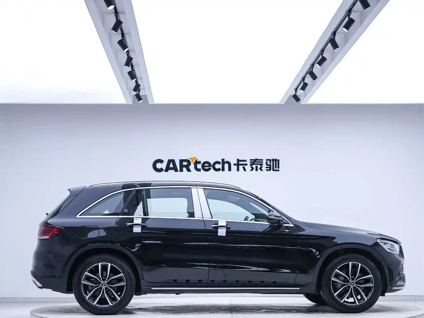 Mercedes-Benz GLC 2021 GLC 260 L 4MATIC Luxury фото 3