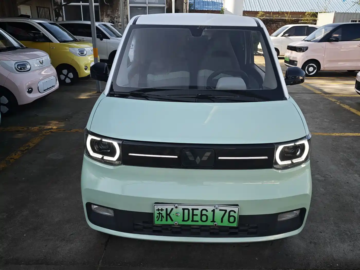 Photo 2 - Wuling Motors Hongguang MINIEV