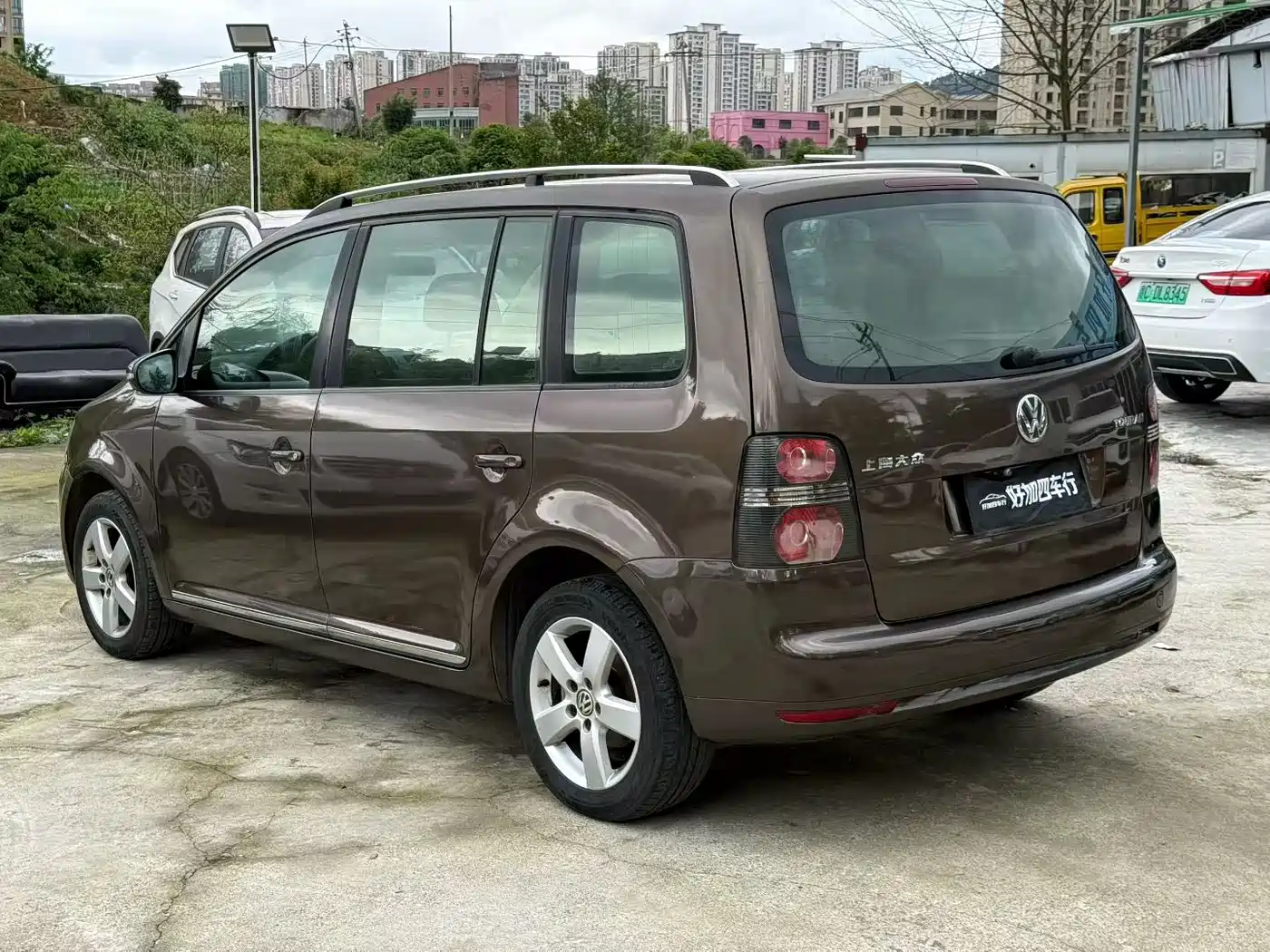 Volkswagen Touran 2011 1.4T DSG Intelligent Elite 5-seater фото 7
