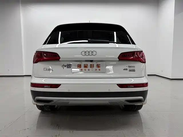 Audi Q5L 2020 45 TFSI Premium Elegance — фото 4