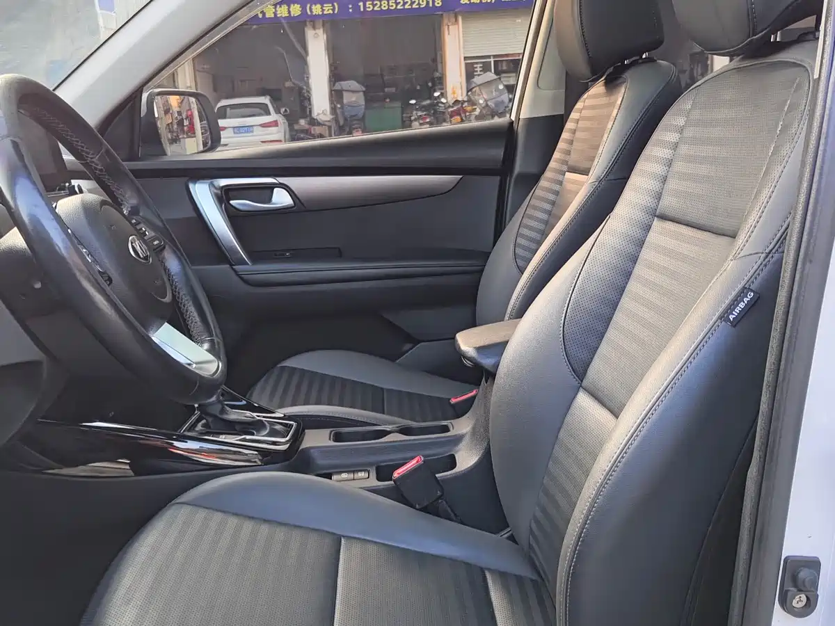 Kia Sportage 2018 2.0L Automatic Smart Luxury (China V) фото 12