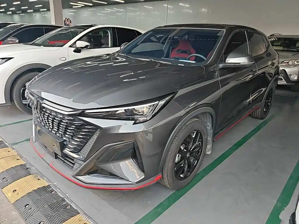Фото 2 - Changan X5 PLUS
