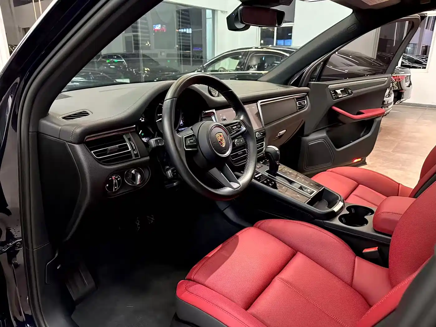 Porsche Macan 2022 Macan 2.0T фото 6