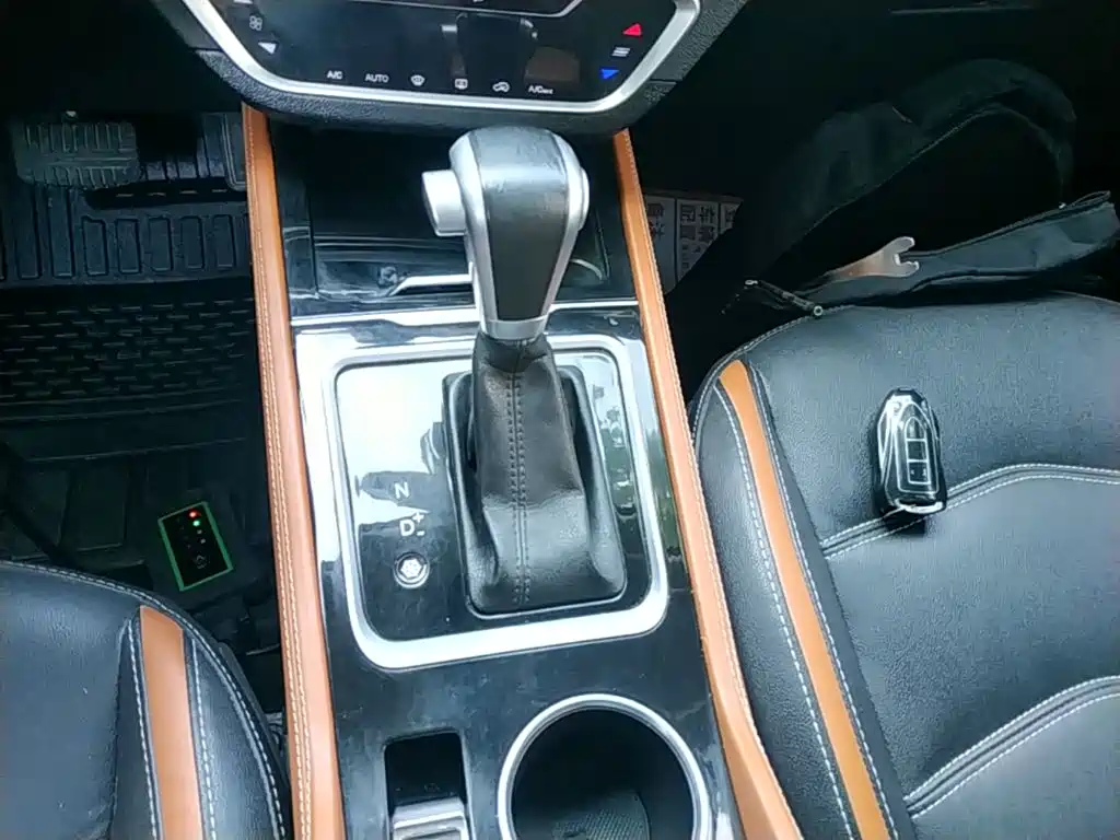 Zotye T300 2018 2017 1.5T CVT Executive