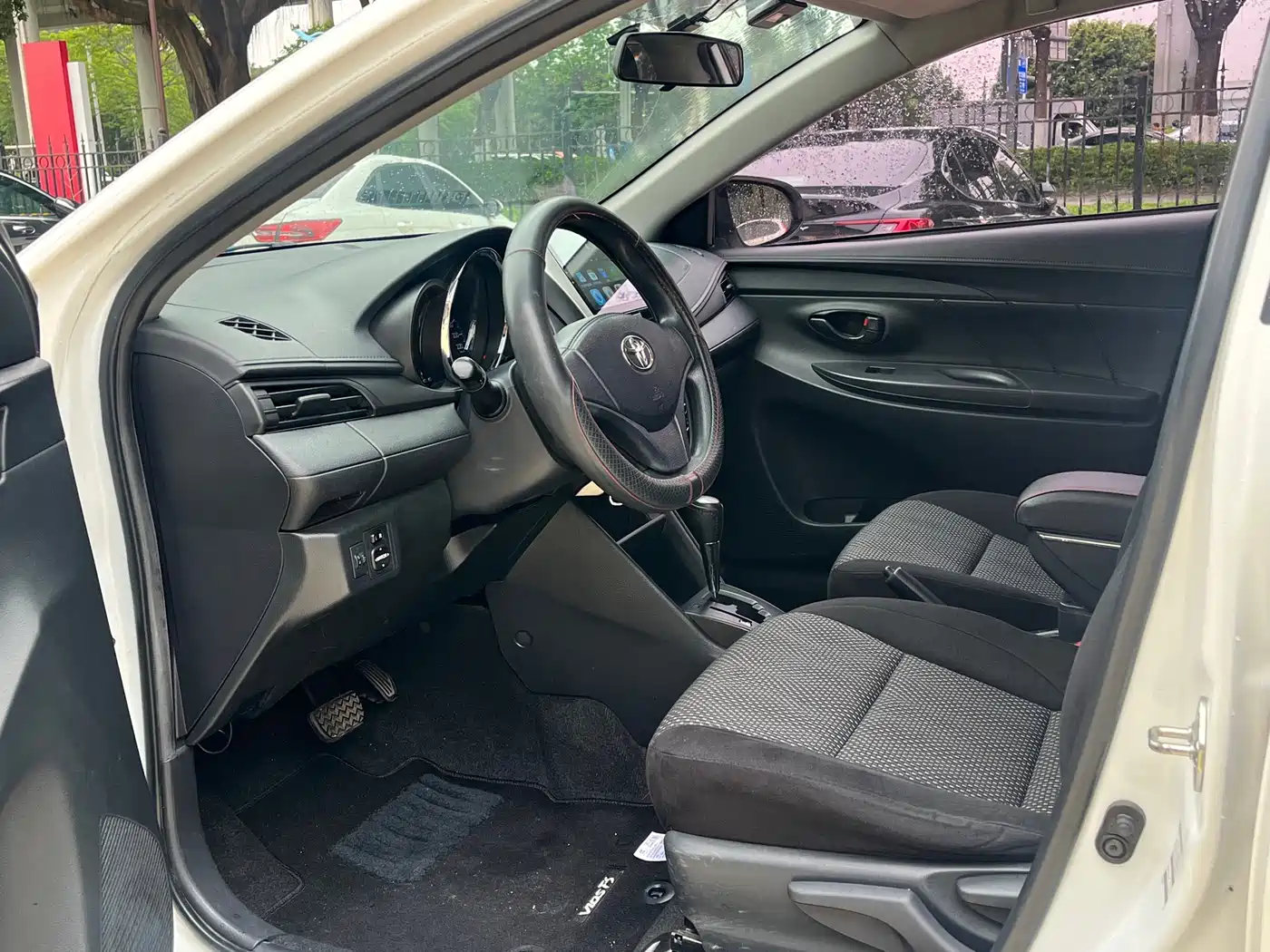 Toyota Vios FS 2017 1.5L CVT Fengchi Edition фото 9