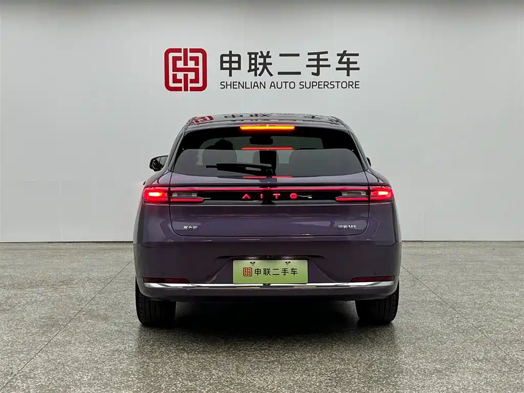 AITO Wenjie AITO M5 2025 Extended Range Ultra AWD фото 2