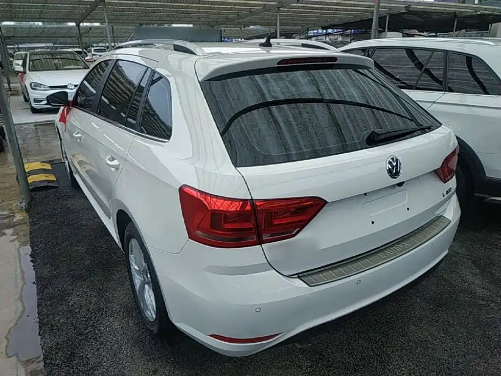 Фото 23 - Volkswagen Lavida Tour
