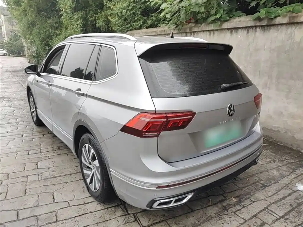 Volkswagen Tiguan L PHEV 2022 430PHEV Plug-in Hybrid Premium фото 5
