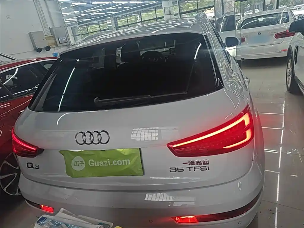 Audi Q3 2018 30th Anniversary Edition 35 TFSI Fashion фото 6