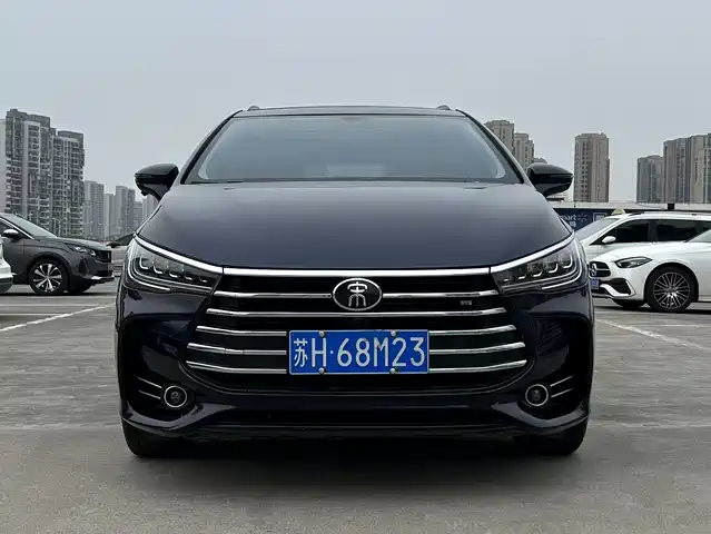 BYD SONG MAX
