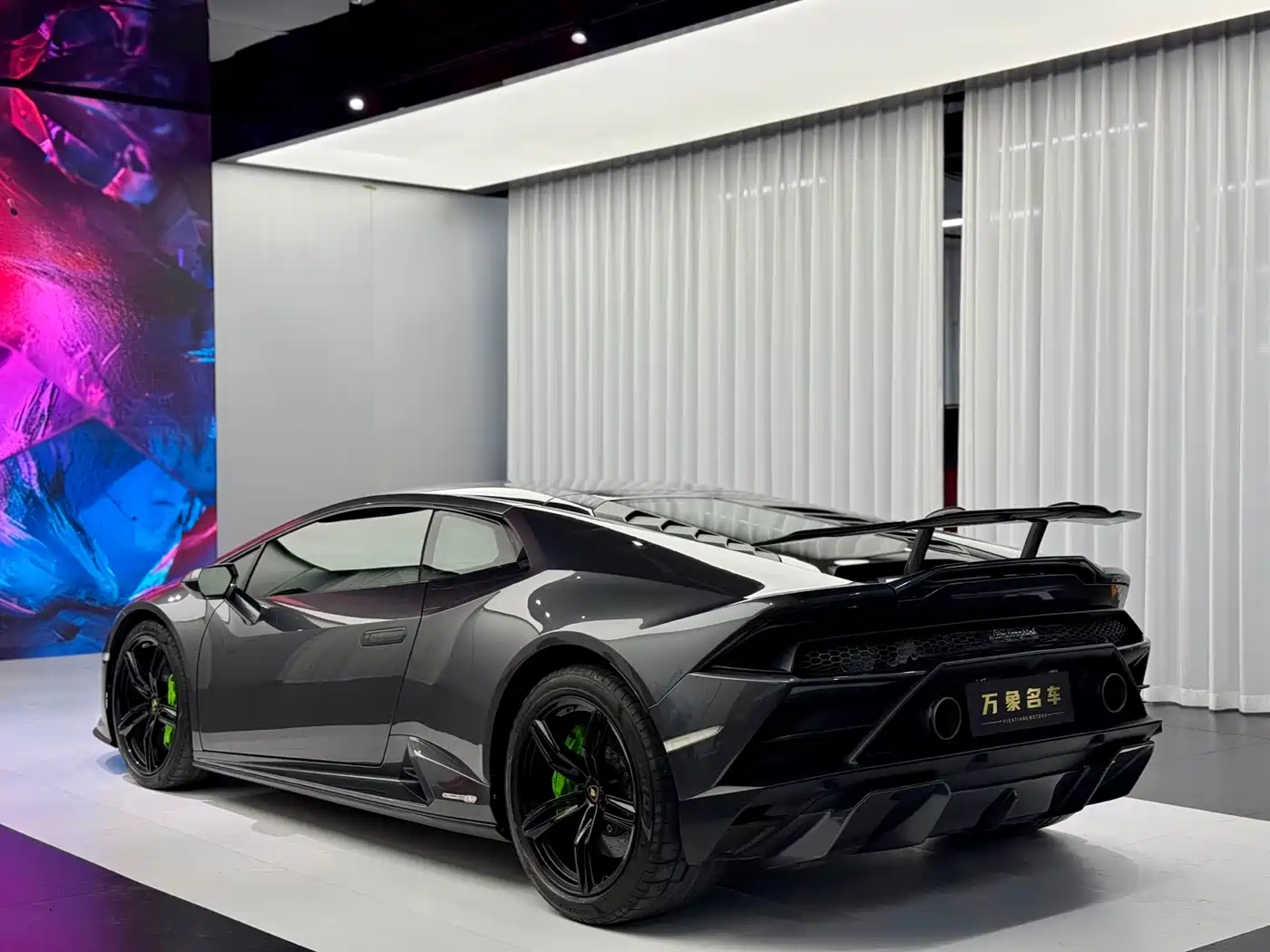 Lamborghini Huracán 2020 Huracán EVO RWD фото 15