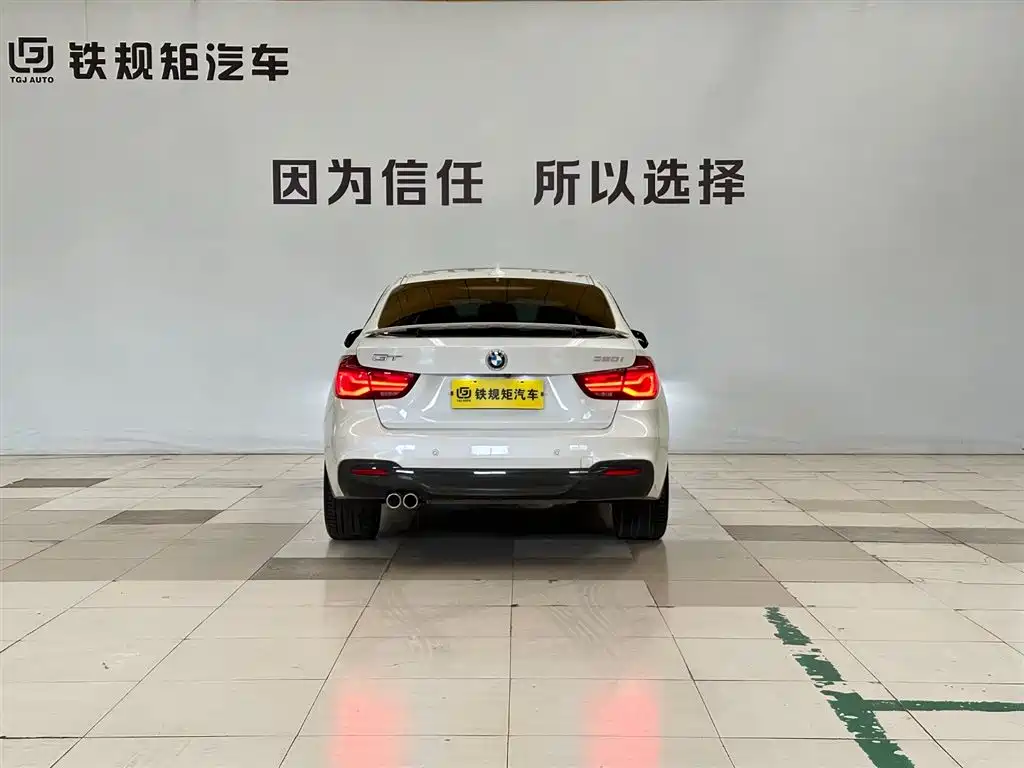 BMW 3 Series GT 2020 320i M Sport Package фото 5