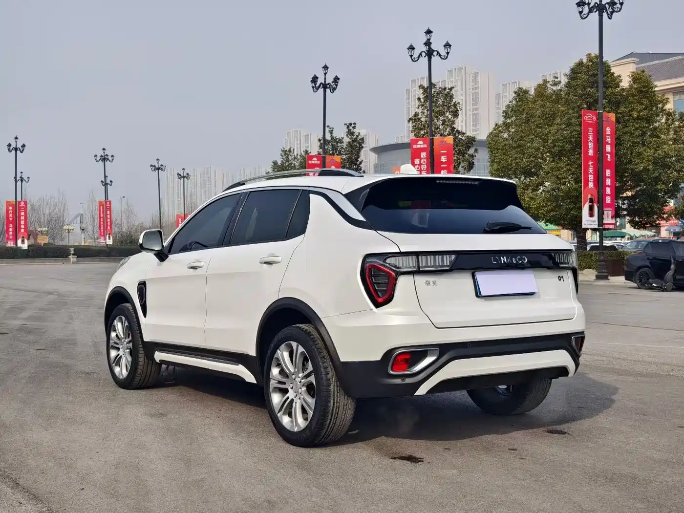 Lynk & Co 01 2019 2.0T 2WD Pro Edition China V фото 7