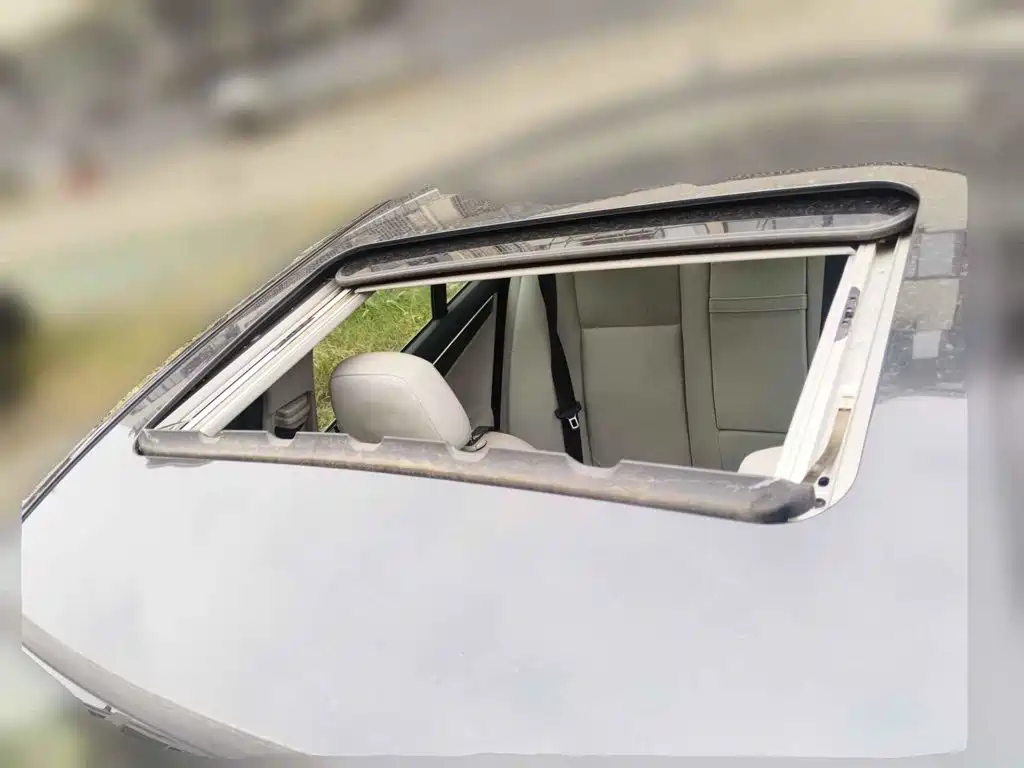 Mercedes-Benz C-Class 2012 2011 C 200 CGI Elegance
