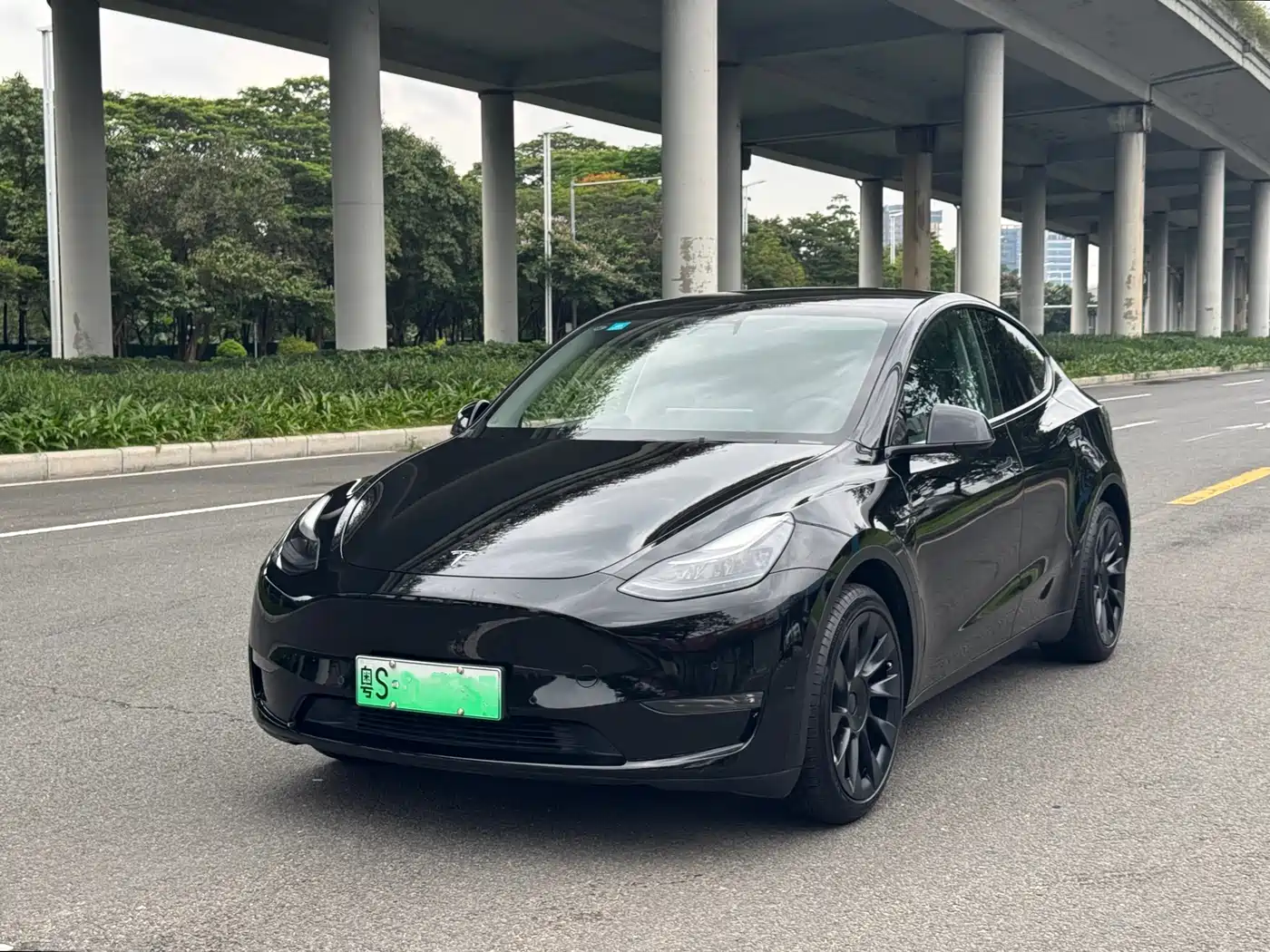 Tesla Model Y 2021 Standard Range Rear-Wheel Drive